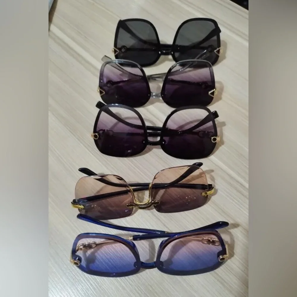 COPY - Women letter Oversized Round Sunglasses SunGlasses For Women